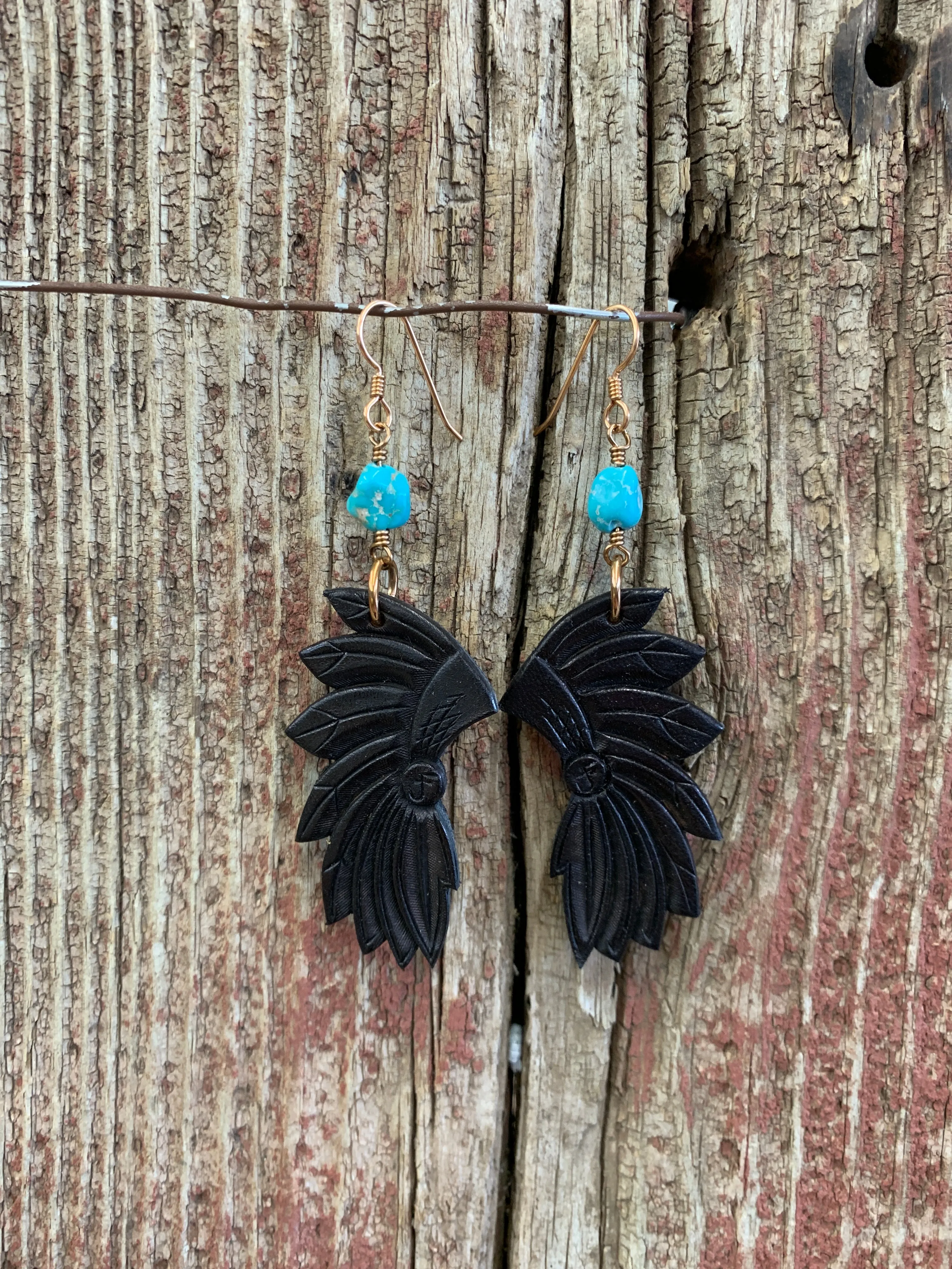 16247 Lthr Headress w/Turq Earring