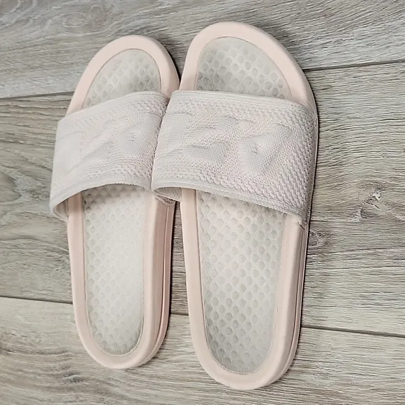 APL Size 8 Light Pink Big Logo TechLoom Knit Sport Slide
