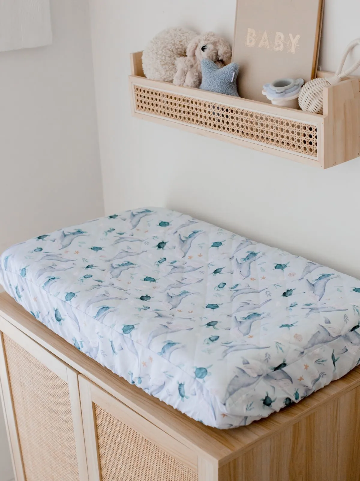 Bambella Waterproof Bassinet Sheet | Turtle Bay