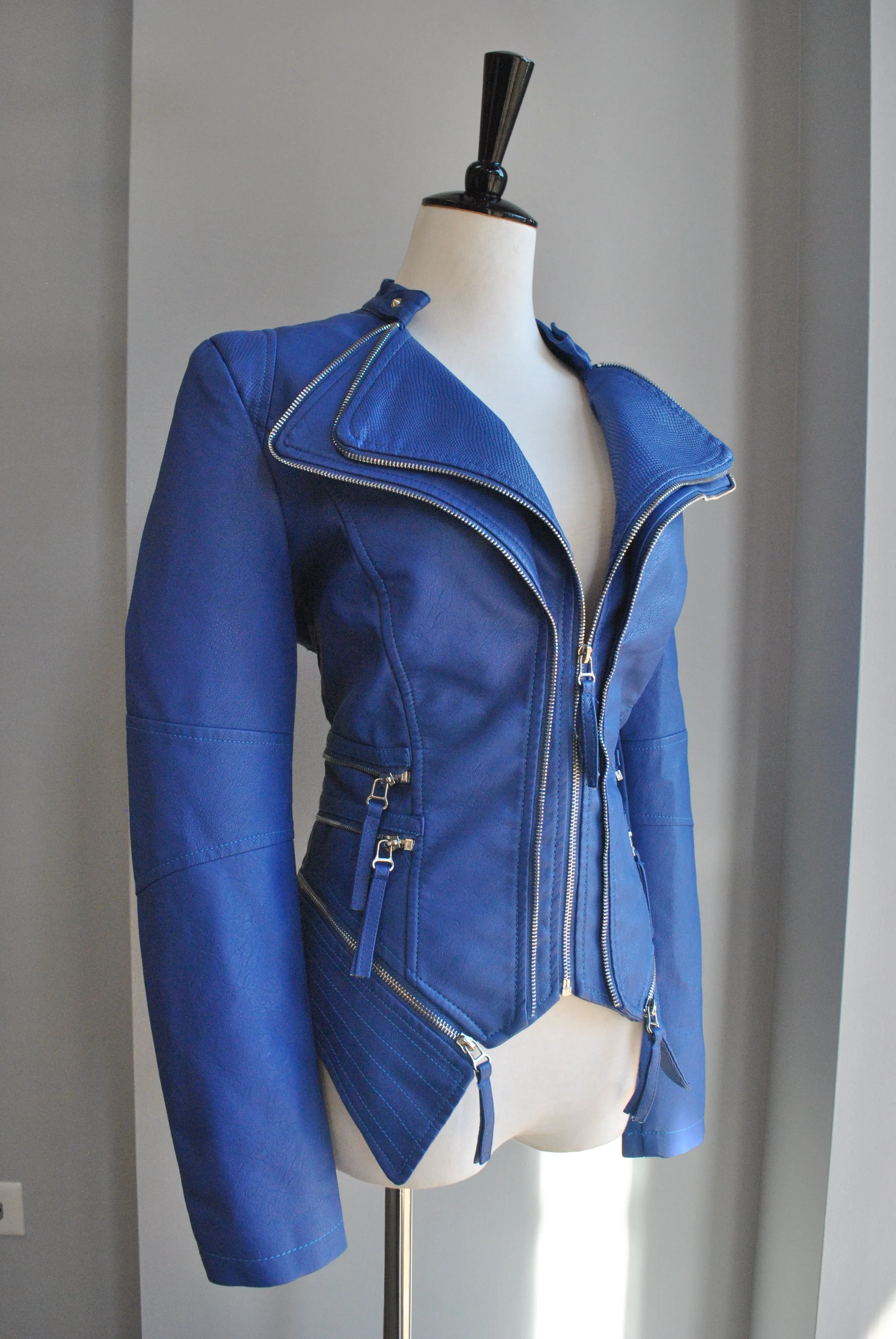 COBALT BLUE FAXU LEATHER FIT JACKET