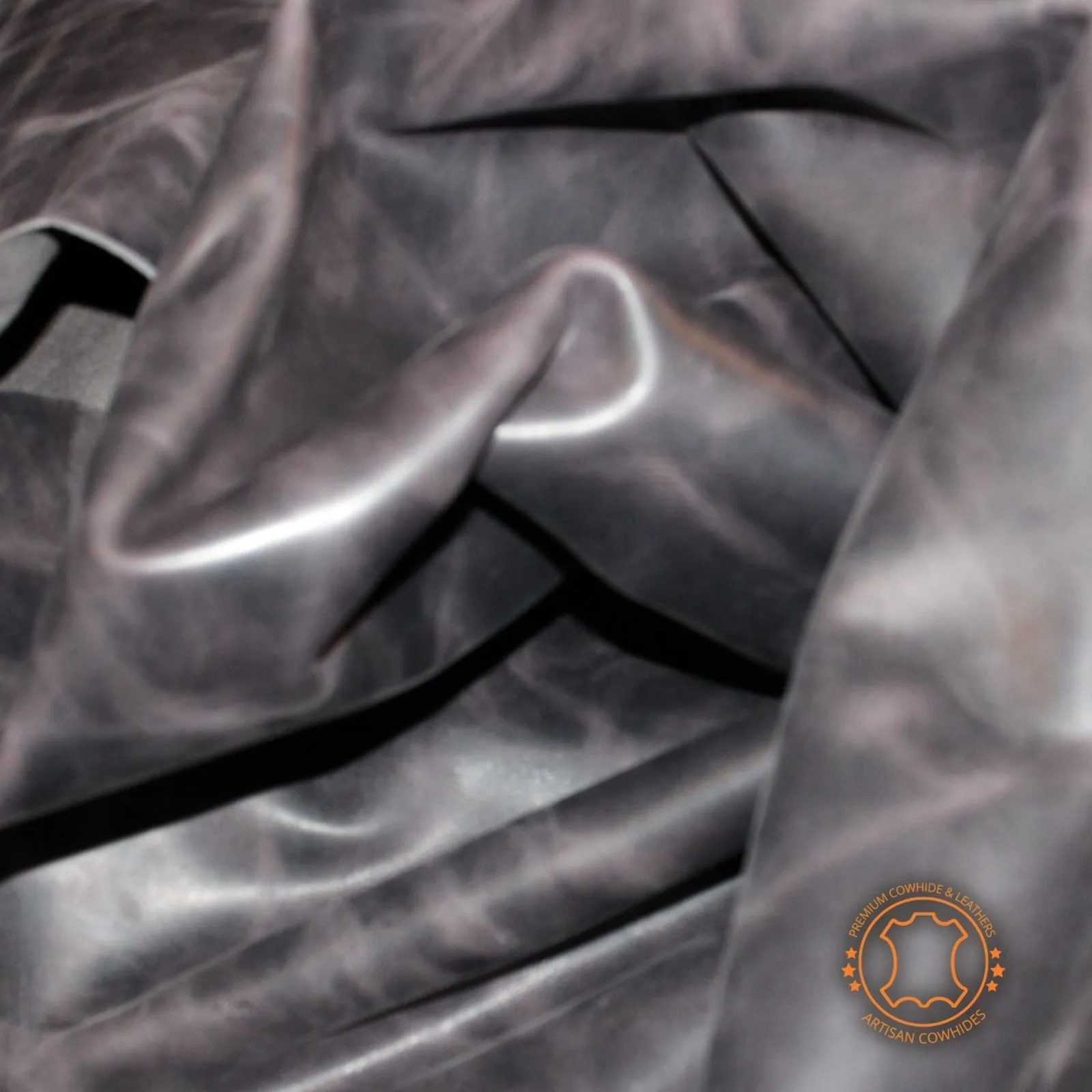 CRAZY HORSE CHOCOLATE DISTRESSED LEATHER HIDE Thickness 1.6 mm/ 4 oz