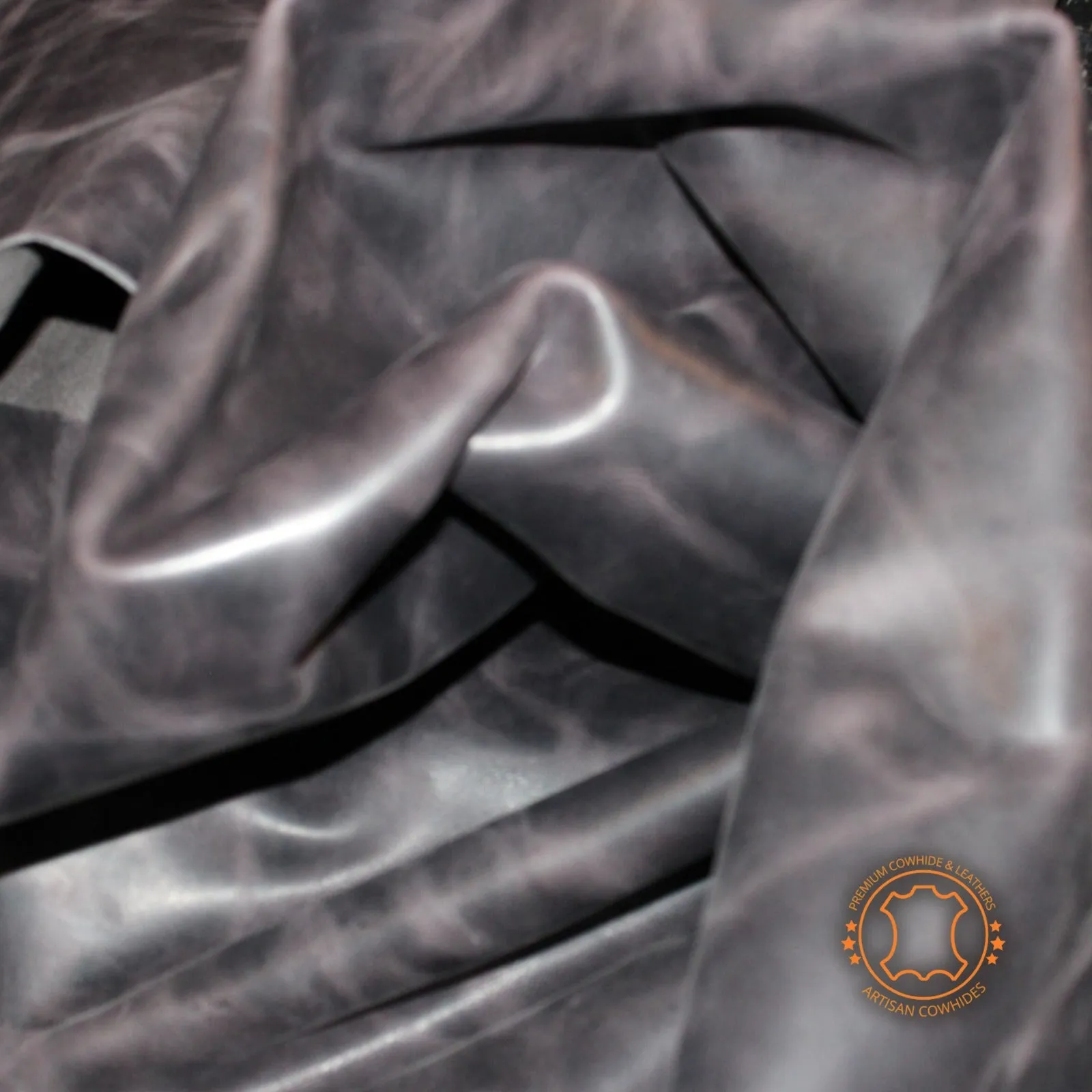 CRAZY HORSE CHOCOLATE DISTRESSED LEATHER HIDE Thickness 1.6 mm/ 4 oz