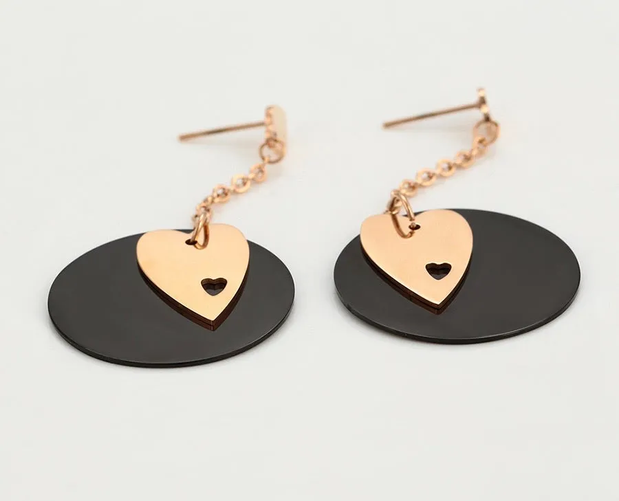 Elegant Heart Black & Gold Earring