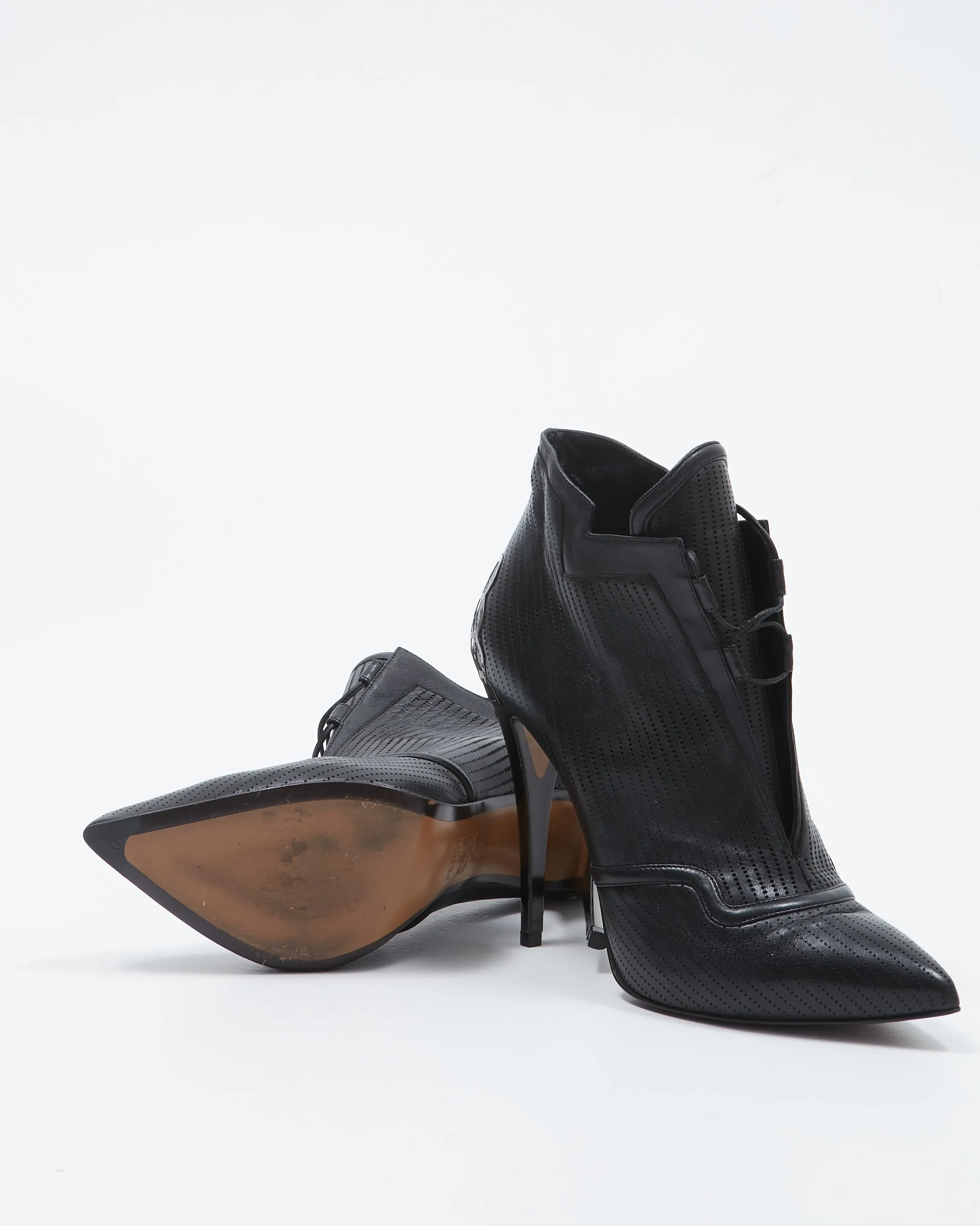 Fendi Black Perforated Leather Honeycomb Gunmetal Détail Heel - 40