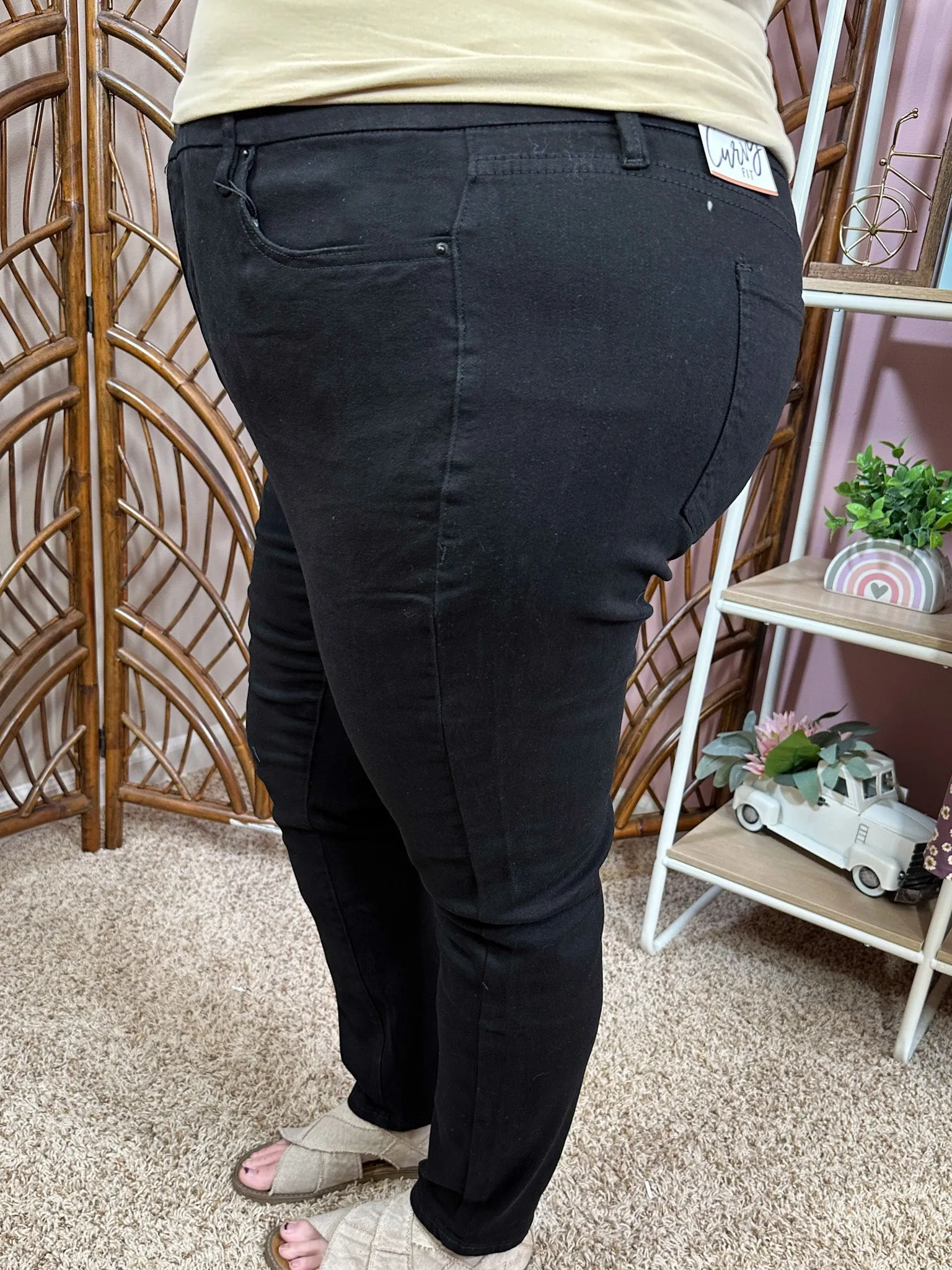 Good Expectations Stretchy Jeans - YMI/Royalty - Black