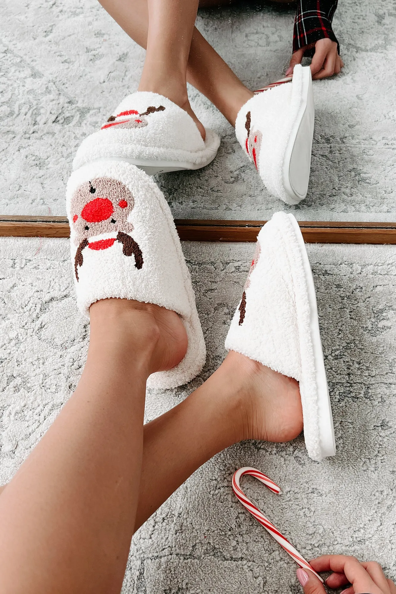 Hey Rudolph Fuzzy Reindeer Slippers (White/Reindeer)