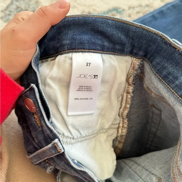 Joe’s bootcut jeans super stretchy and comfortable size 27