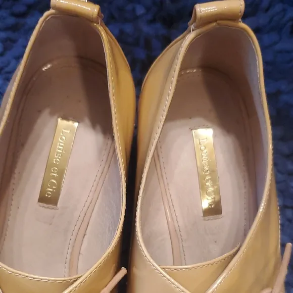 Louise et Cie Tan Leather Women's Shoes