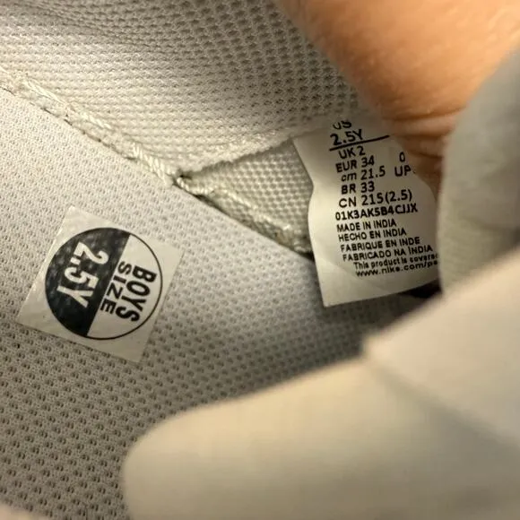 nike kids air force 1 sneakers youth 2.5Y