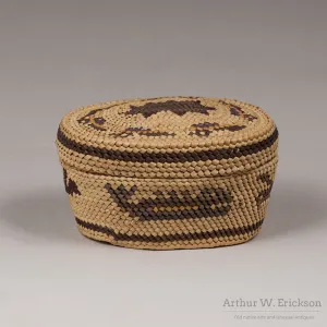Nuu-chah-nulth (Nootka) oval lidded basket