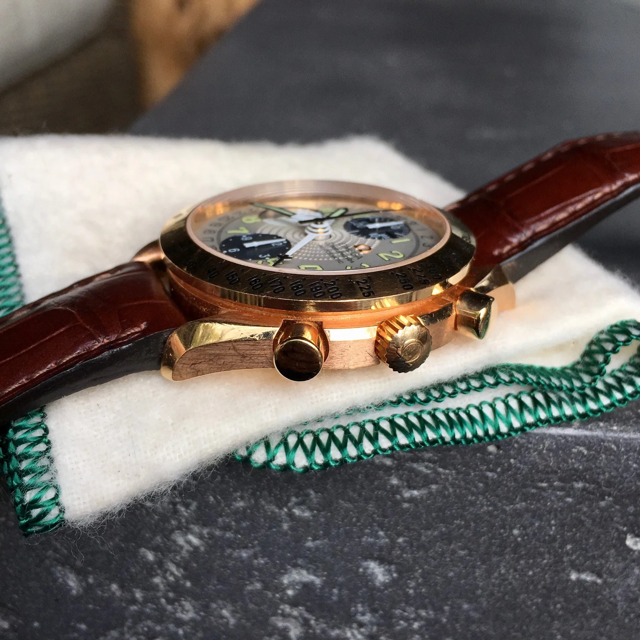 Omega Speedmaster 3623.33.01 18K Rose Gold Chronograph Month Day Date Watch