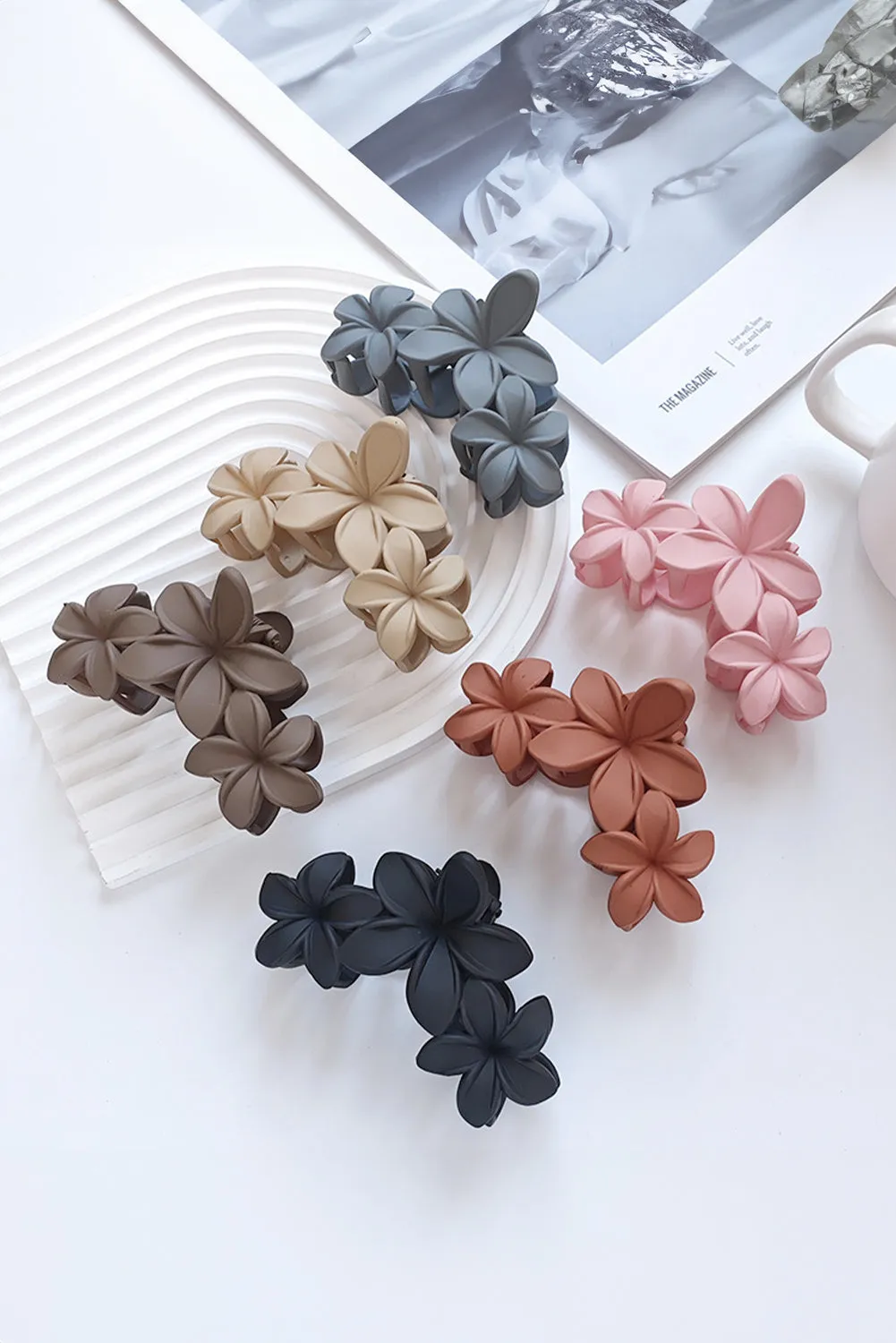 Parchment 3D Flower Plastic Resin Hair Claw