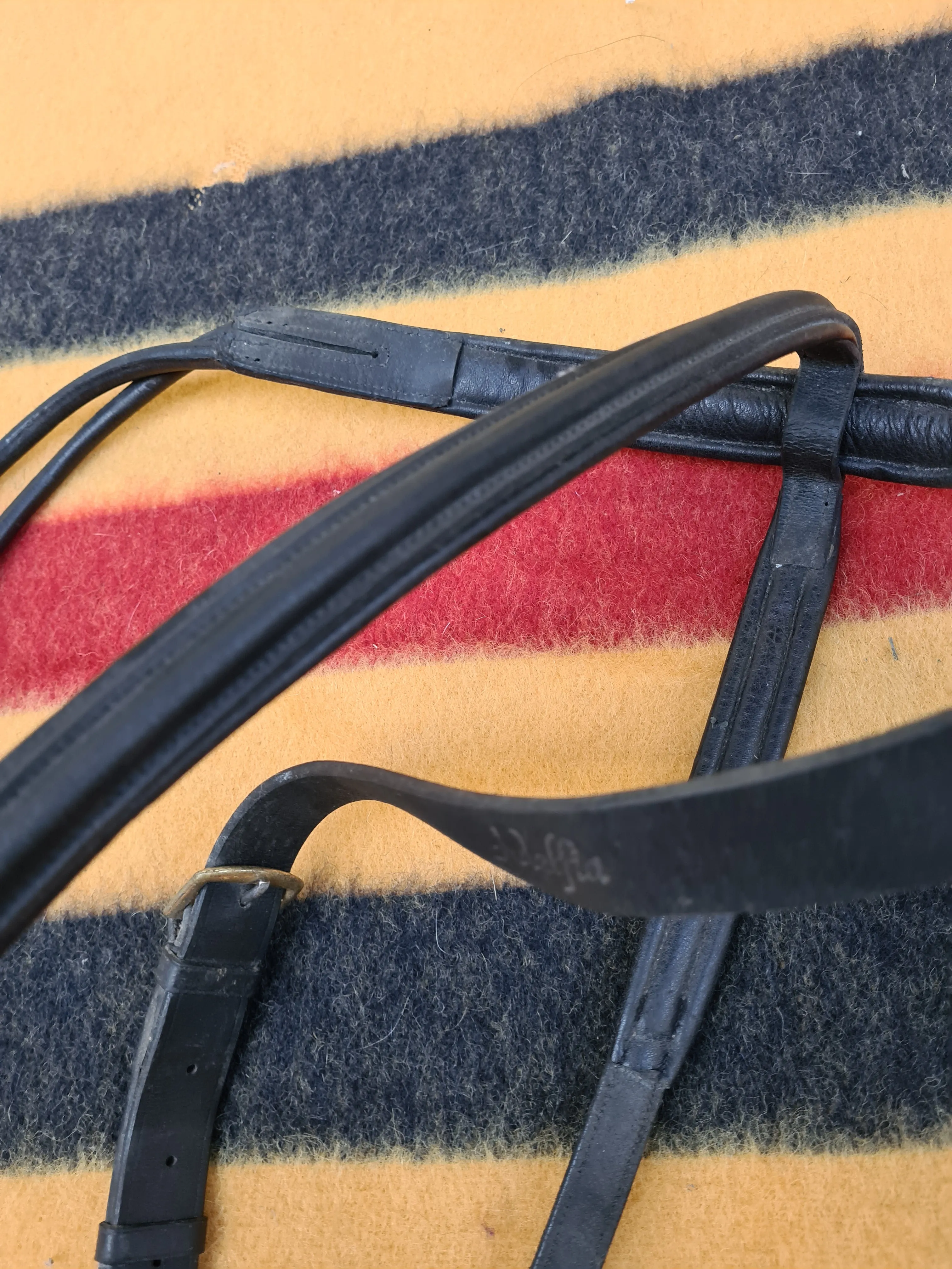 Shires Adelfia running martingale size xfull, black english leather, padded and rolled in parts FREE POSTAGE *