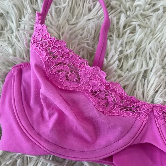 SKIMS FITS EVERYBODY LACED UNLINED SCOOP BRA