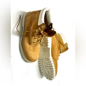 Timberland Junior Boy's White Leather Top Classic Boot #1592A Youth Size 5