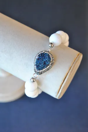 WHITE ONYX AND ROYAL BLUE DRUZY STRETCHY BRACELET
